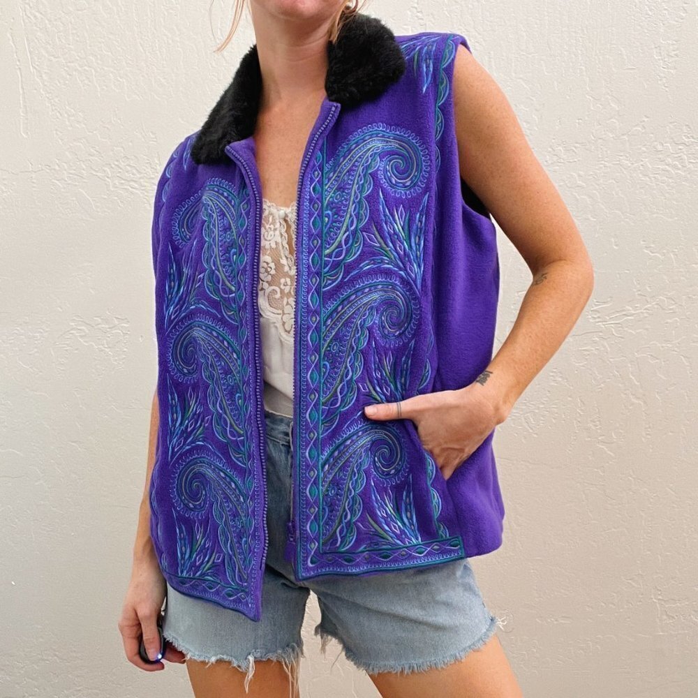 Vintage Bob Mackie Purple Embroidered Fur Trim Zip Up Fleece Vest - Picture 2 of 6